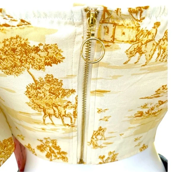 NWT SHEIN Milkmaid Top Size Small - Picture 5 of 11